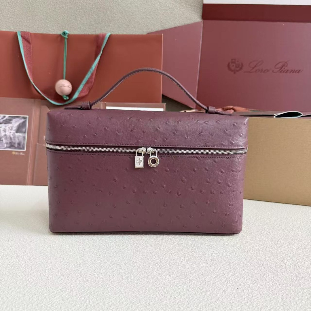 L**o p*ana extra pocket l27 ostrich-grained leather 16x27x10cm